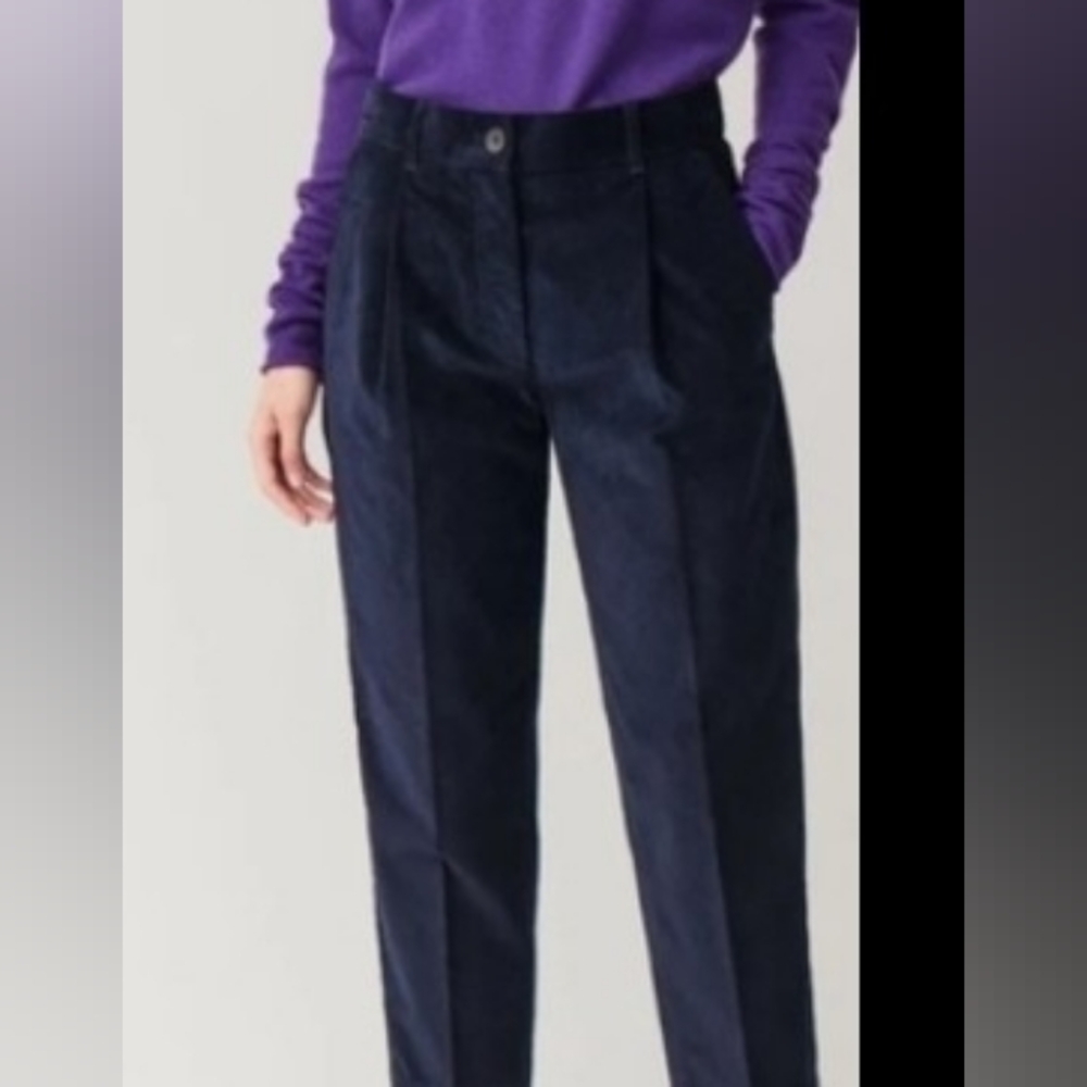 COS Pleated Curderoy Pants